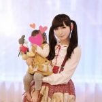 因扮女装走上人生巅峰，还生了两个女儿…