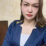 足浴技师更喜欢有钱的顾客还是年轻的顾客？